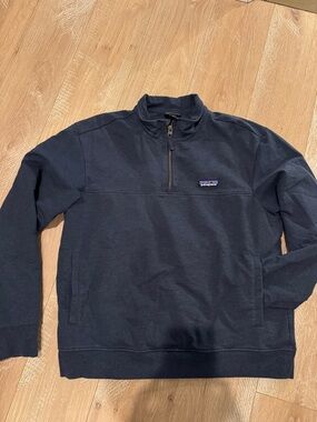 Patagonia 1/4 zip sweatshirt size M